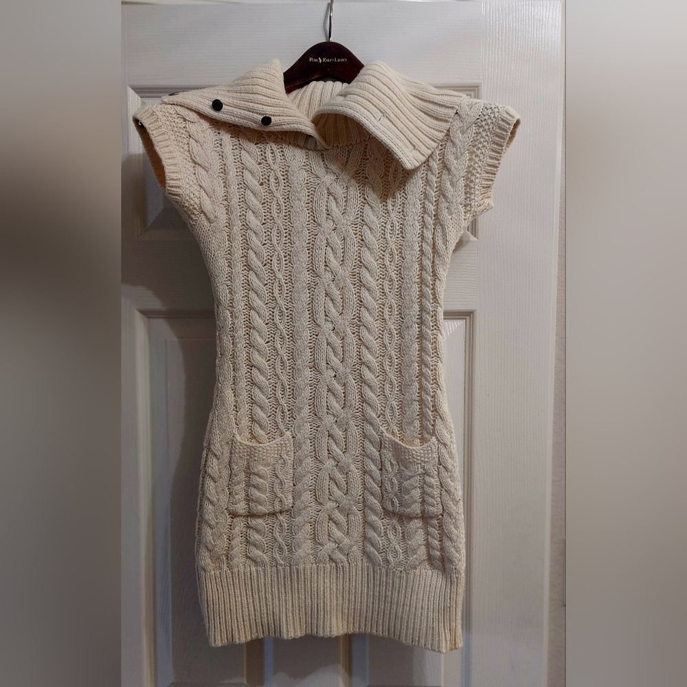 Ralph Lauren Girls  Ivory Cable-knit Sweater Dress.